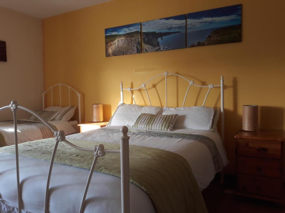 Slieve Elva B&B Lisdoonvarna Esterno foto